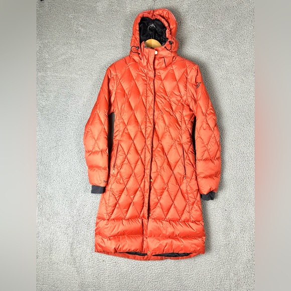 Moosejaw Jackets & Coats Moosejaw Long Goose Down Quolted Hooded